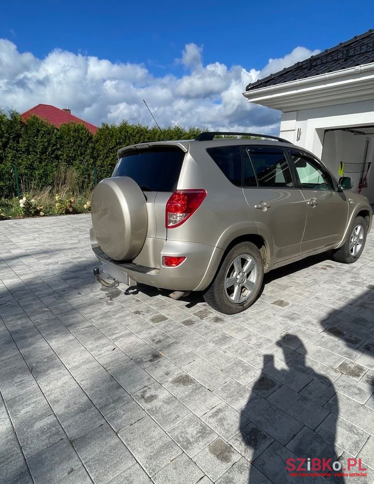 2006' Toyota RAV4 2.2 D-4D Sol 180 photo #6