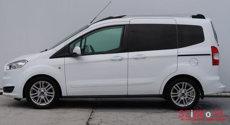 2017' Ford Tourneo Courier photo #2
