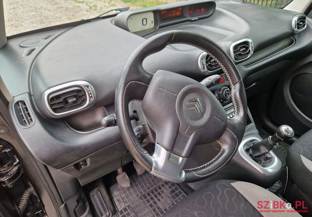 2010' Citroen C3 Picasso 1.6I My Way photo #2