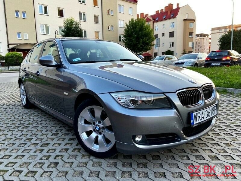 2009' BMW Seria 3 photo #1