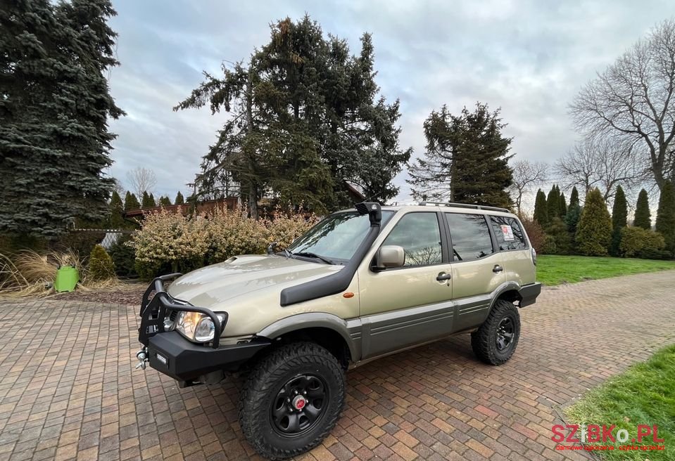 2002' Nissan Terrano photo #1