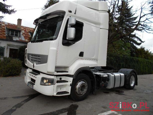 2013' Renault Premium 460 DXI photo #1