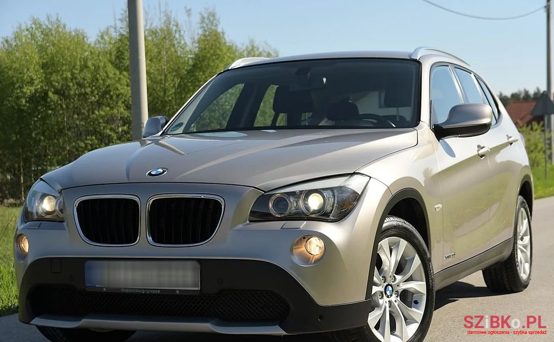 2011' BMW X1 photo #1