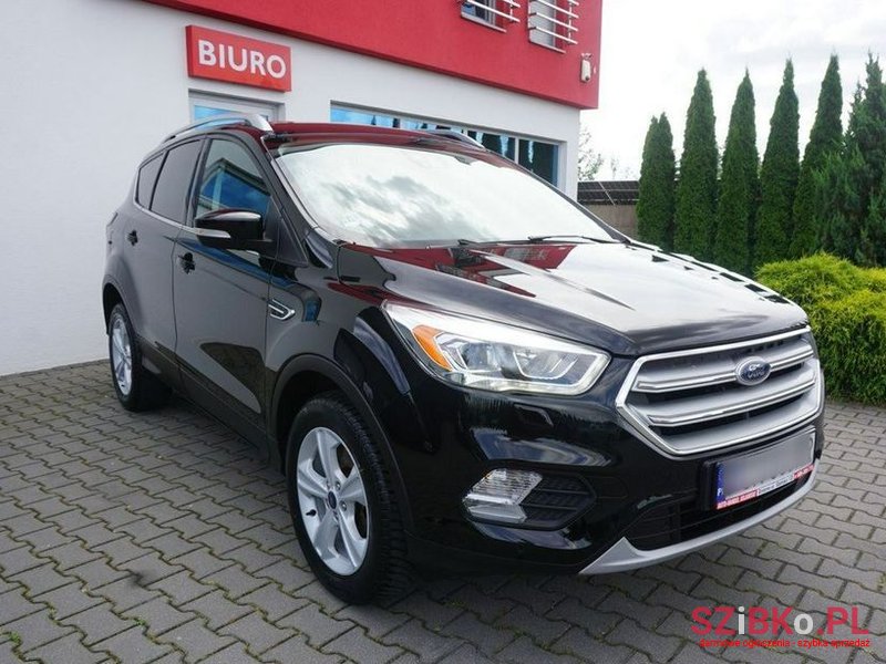 2017' Ford Kuga photo #1