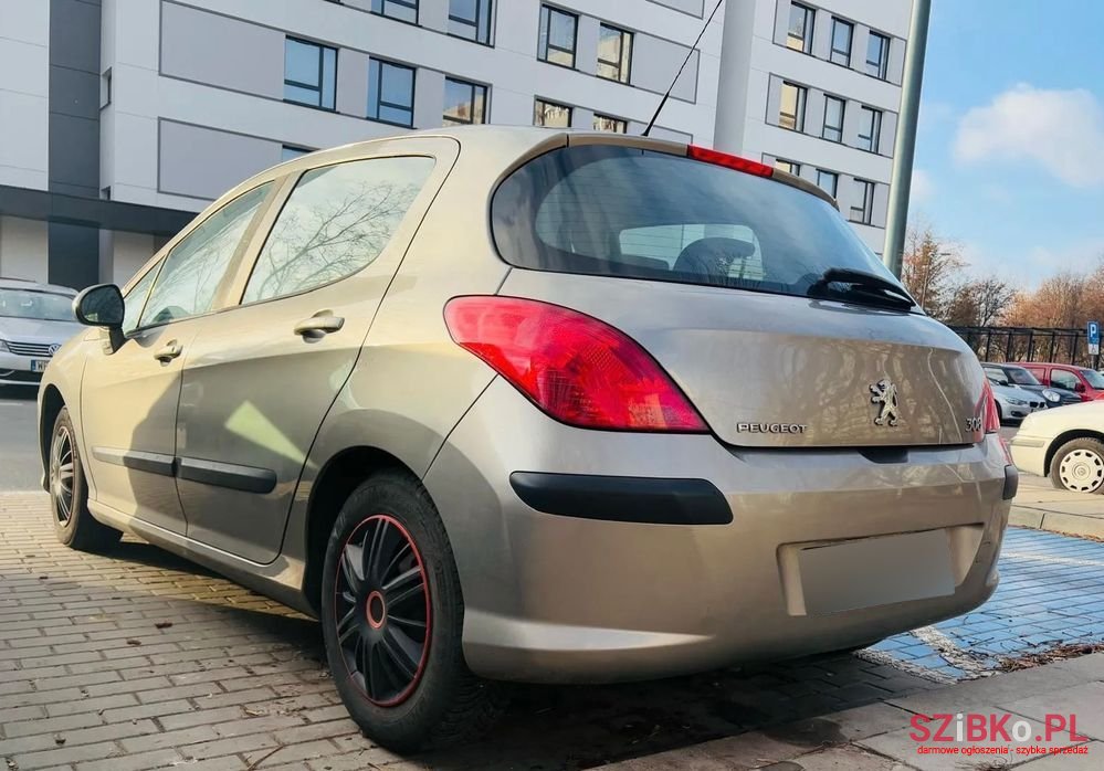 2010' Peugeot 308 photo #3