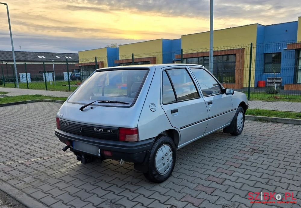 1991' Peugeot 205 1.1 Gl photo #3