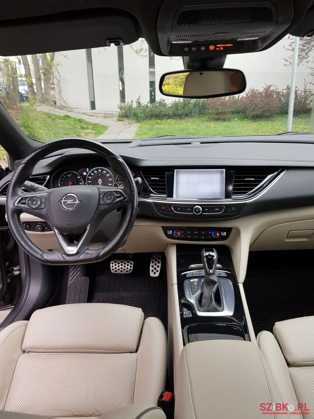 2017' Opel Insignia photo #1