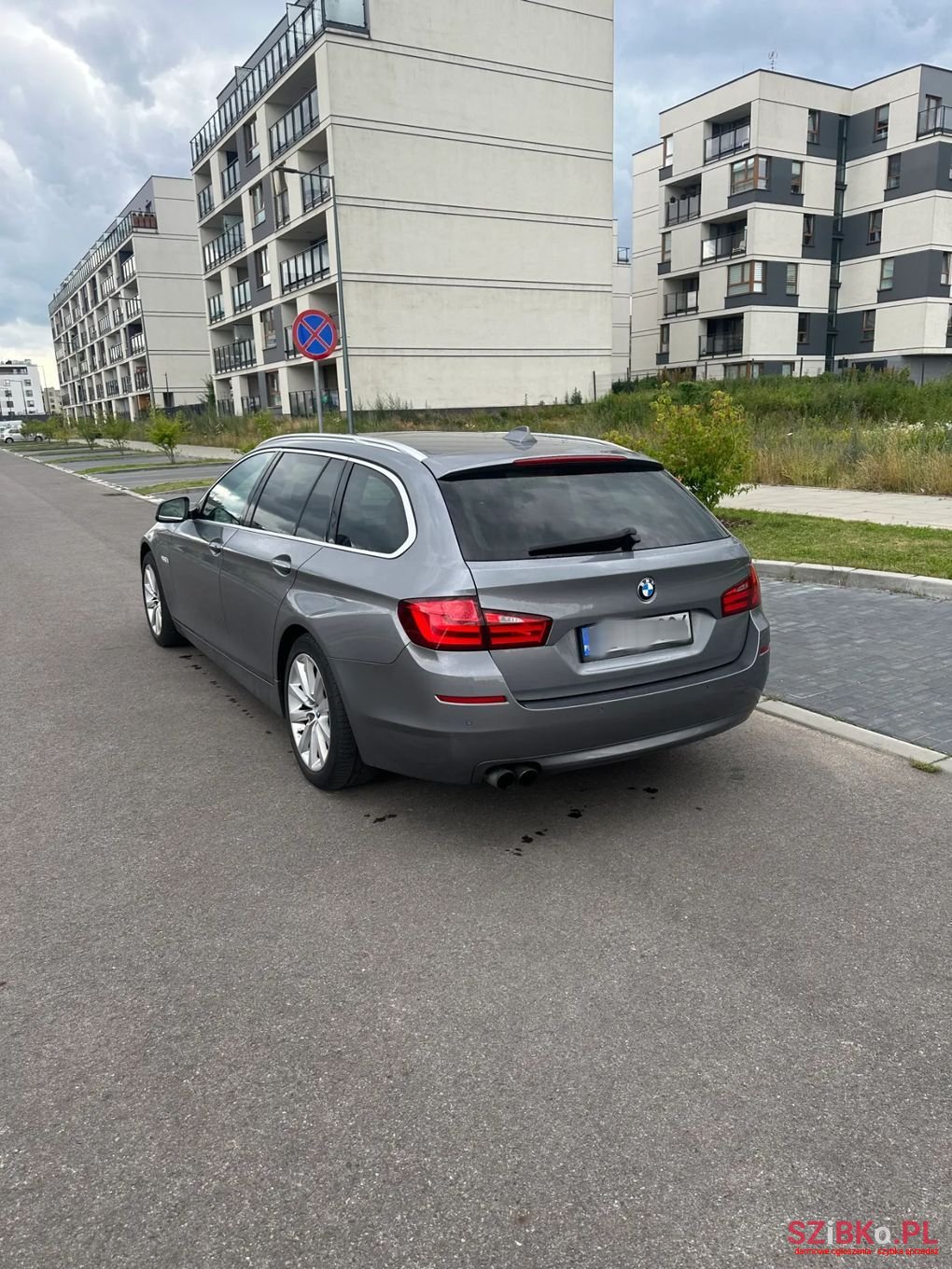 2012' BMW 5 Series photo #4