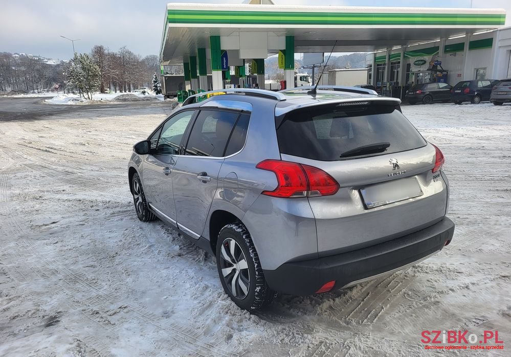 2014' Peugeot 2008 photo #2