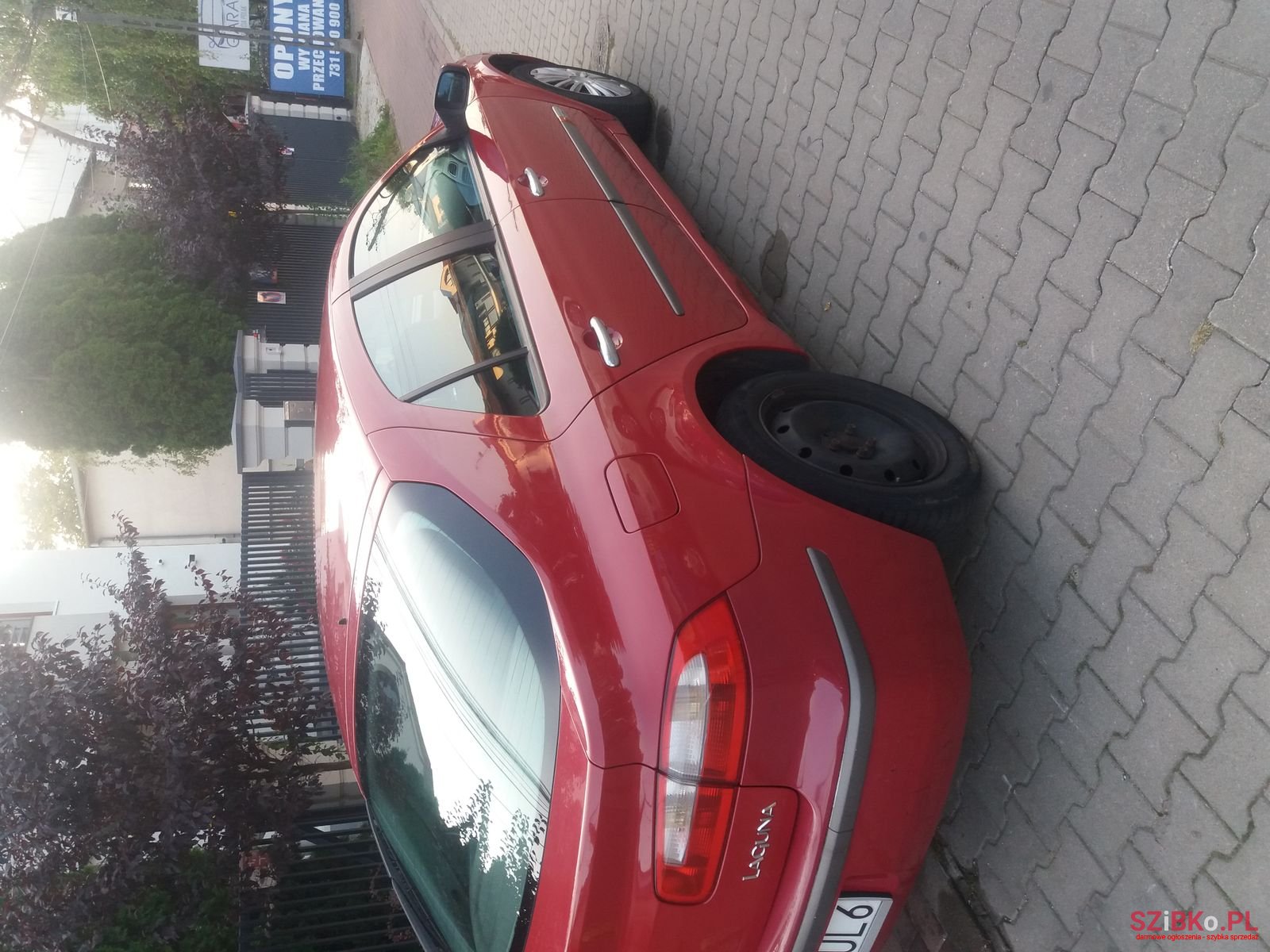 2002' Renault Laguna photo #3