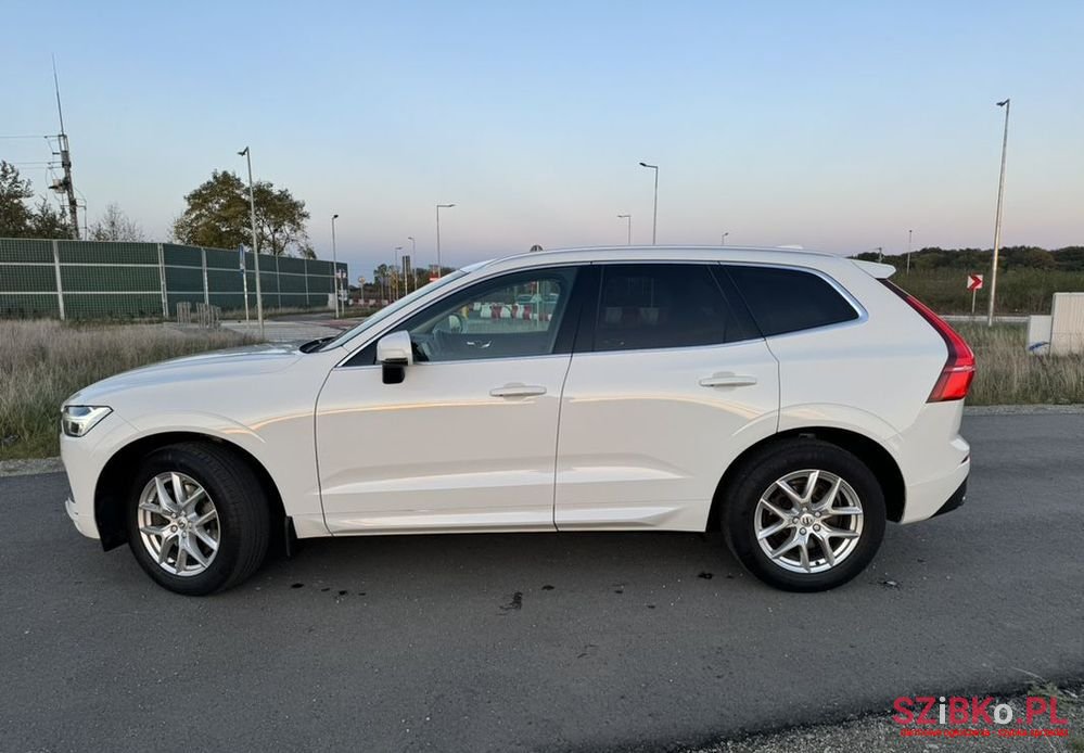 2019' Volvo Xc 60 photo #2