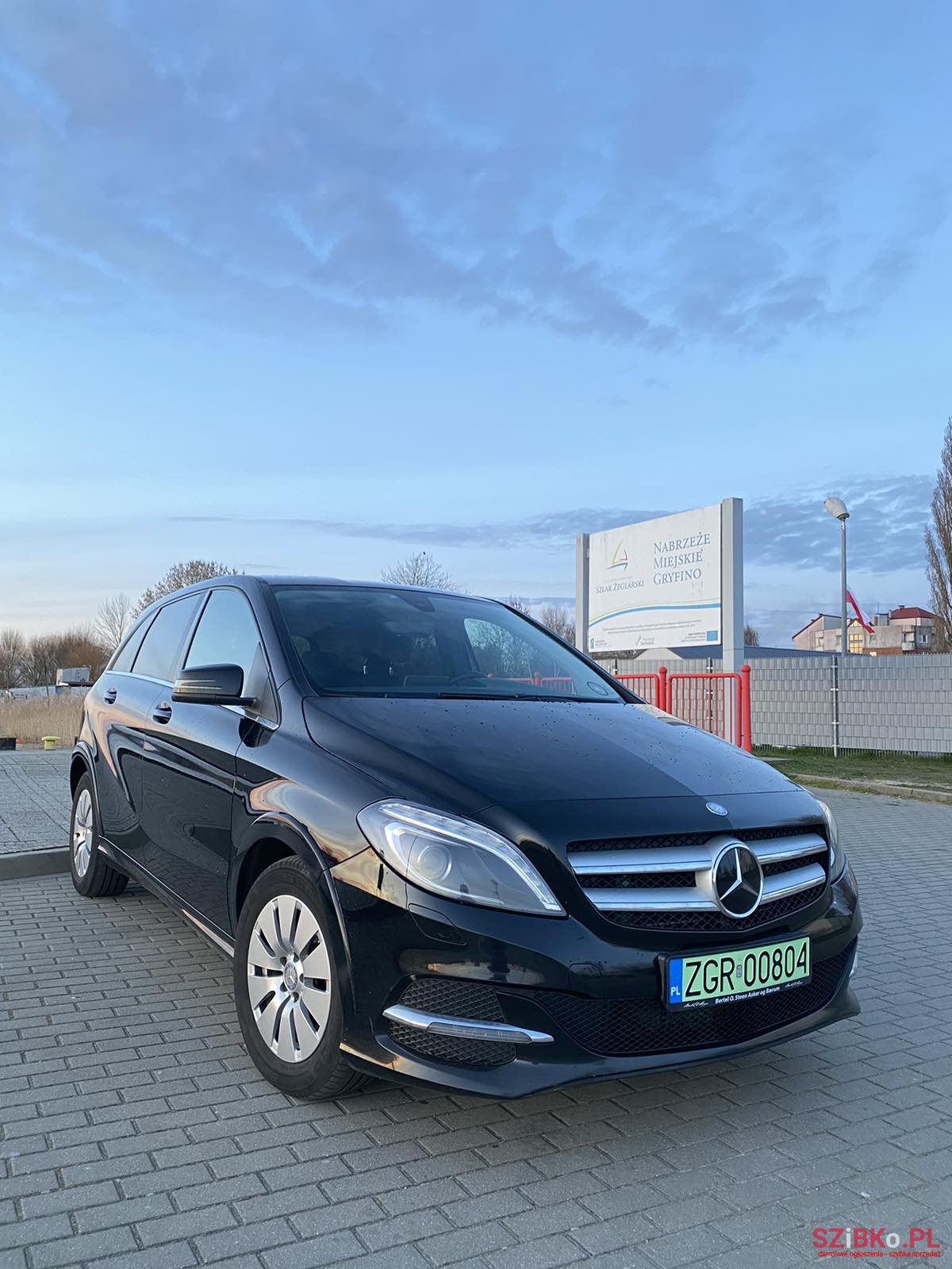 2016' Mercedes-Benz B-Class photo #4
