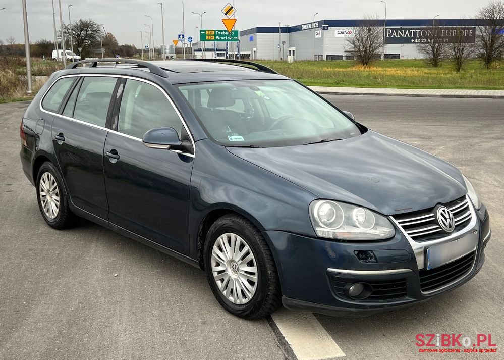 2007' Volkswagen Golf photo #5