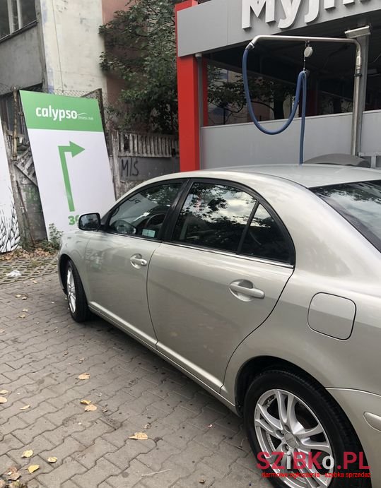 2008' Toyota Avensis photo #5