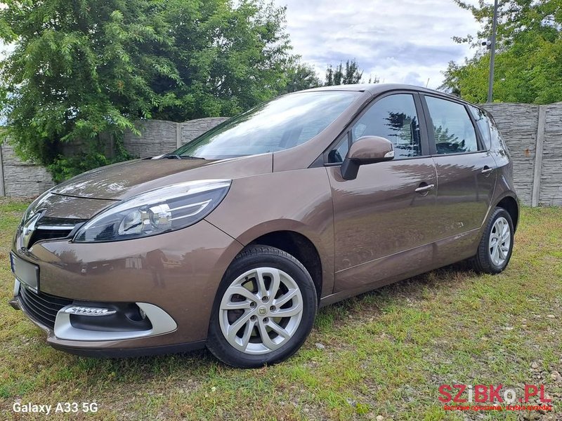 2014' Renault Scenic 1.6 16V 110 Paris photo #3