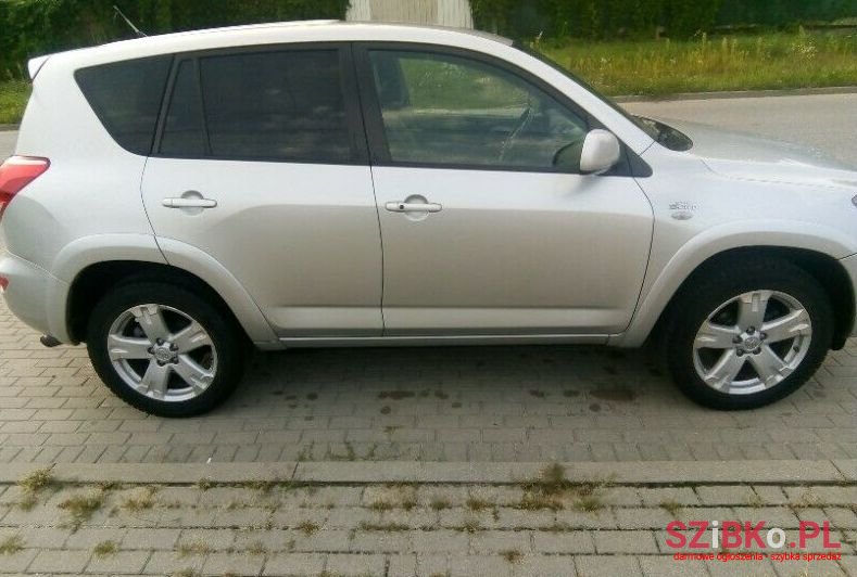 2006' Toyota Rav-4 photo #1
