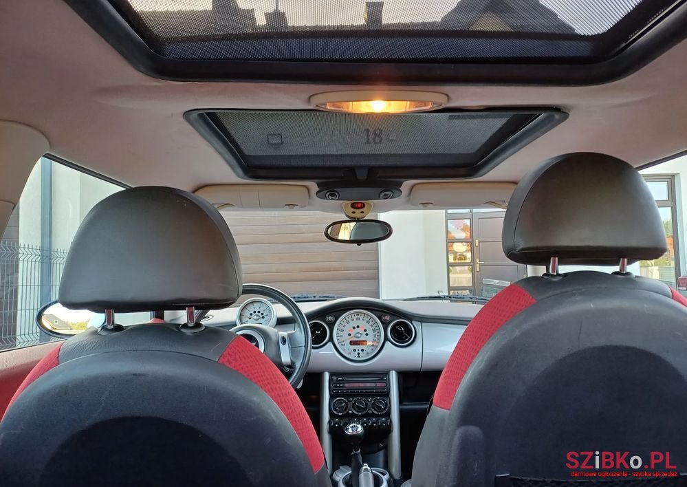 2002' MINI One Standard photo #5