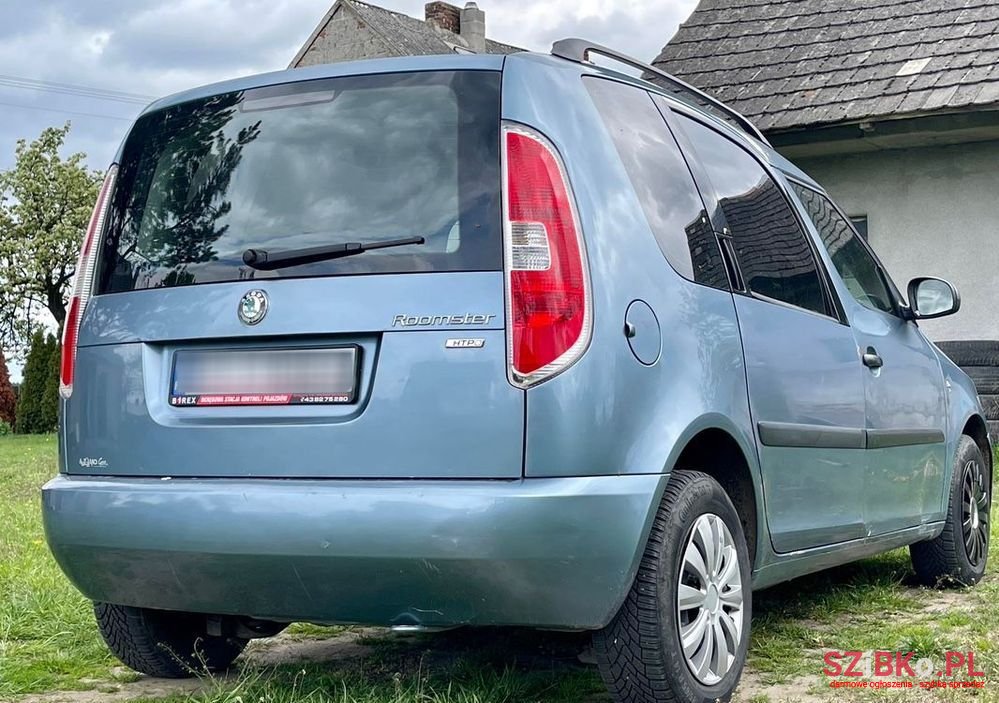 2007' Skoda Roomster photo #5