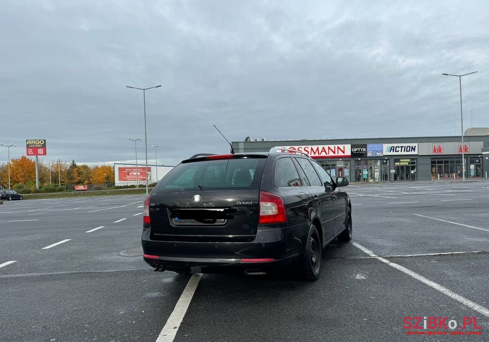 2010' Skoda Octavia photo #6