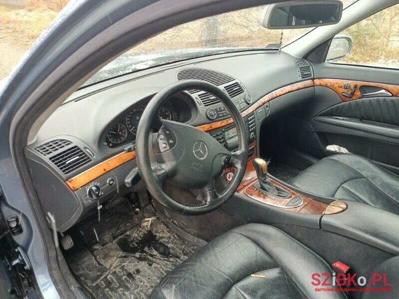 2003' Mercedes-Benz Klasa E photo #6