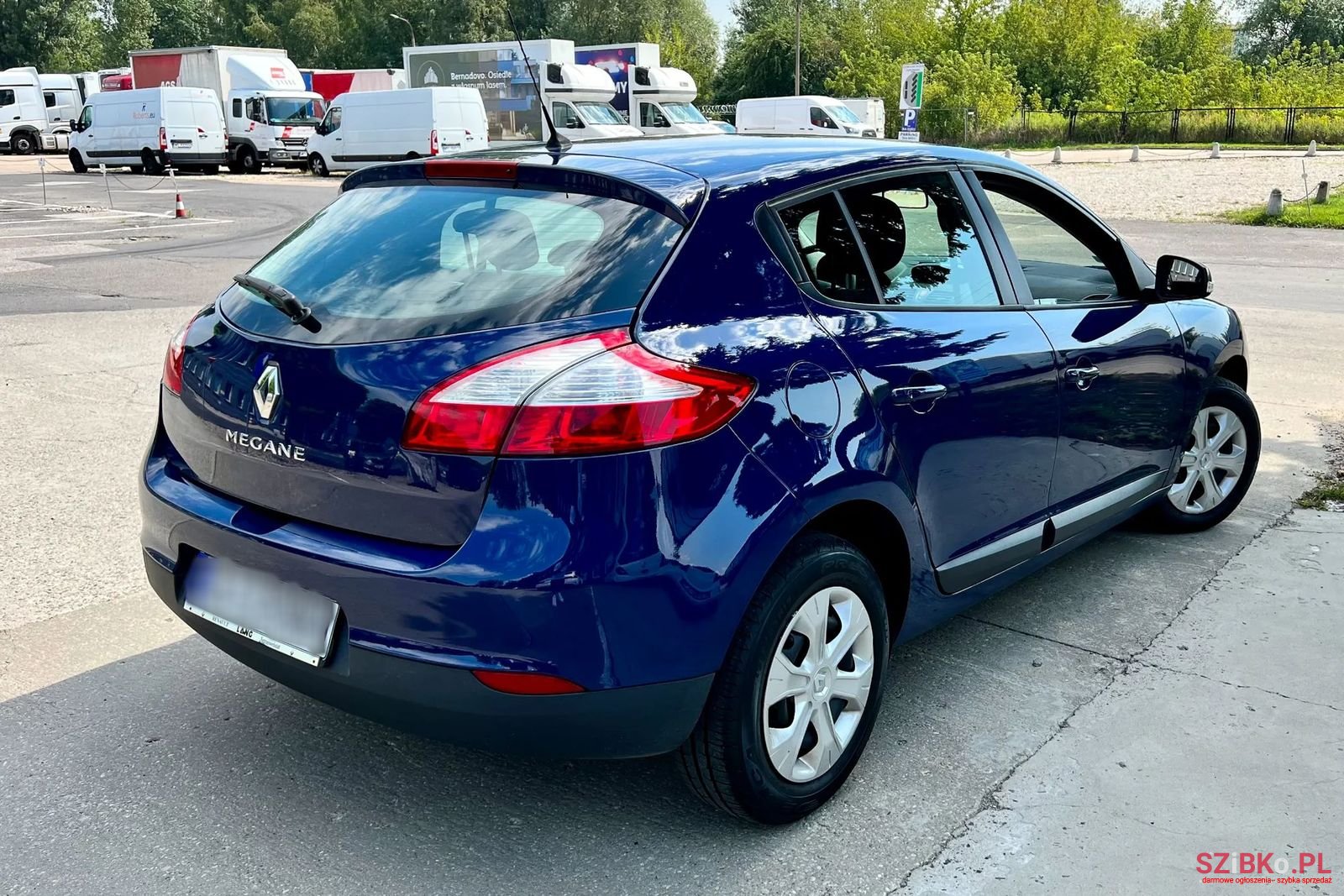 2009' Renault Megane photo #5