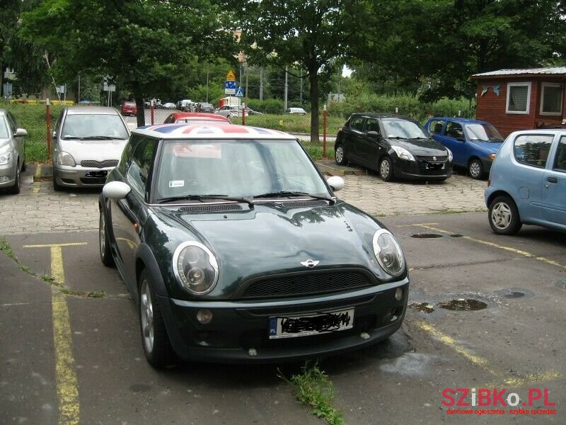 2002' MINI One photo #1