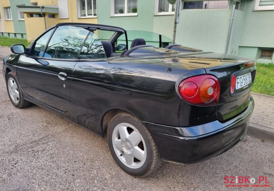 1999' Renault Megane photo #1