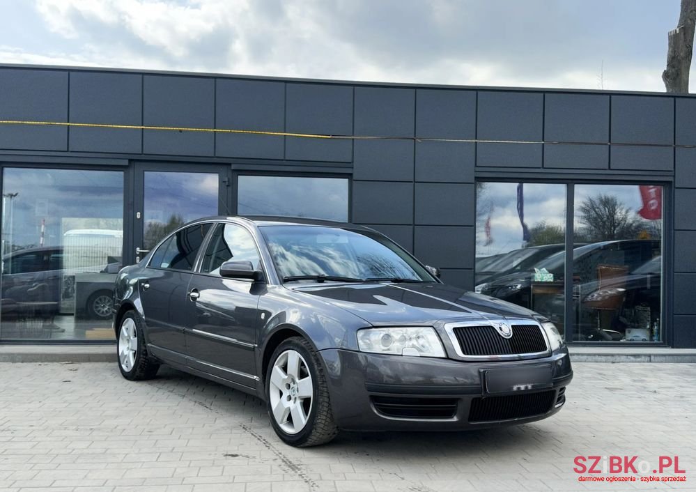 2002' Skoda Superb 2.0 Prestige photo #4