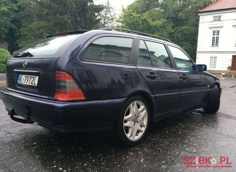 2000' Mercedes-Benz Klasa C photo #1