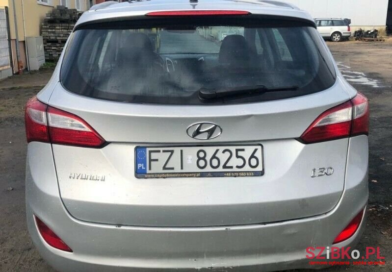 2013' Hyundai i30 photo #2