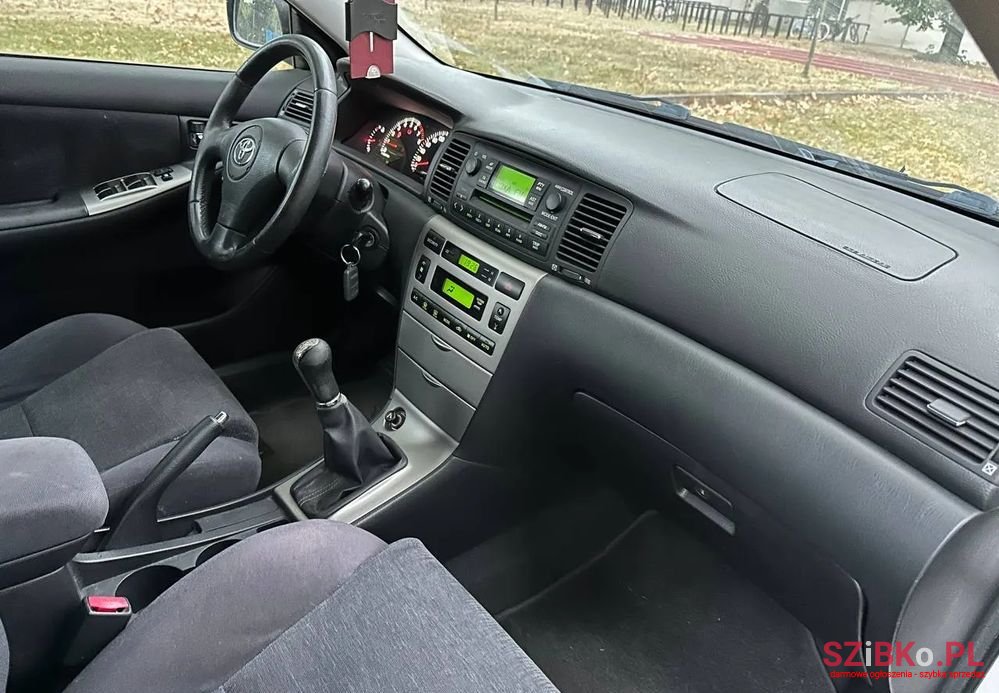 2002' Toyota Corolla 1.6 Vvt-I Sol photo #3