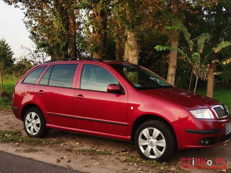 2007' Skoda Fabia photo #3