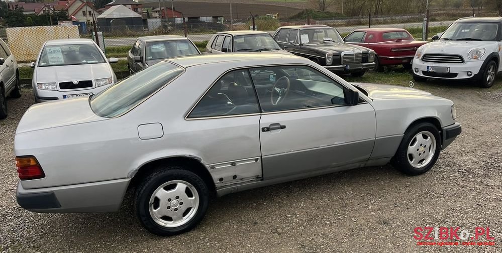 1987' Mercedes-Benz W124 photo #2