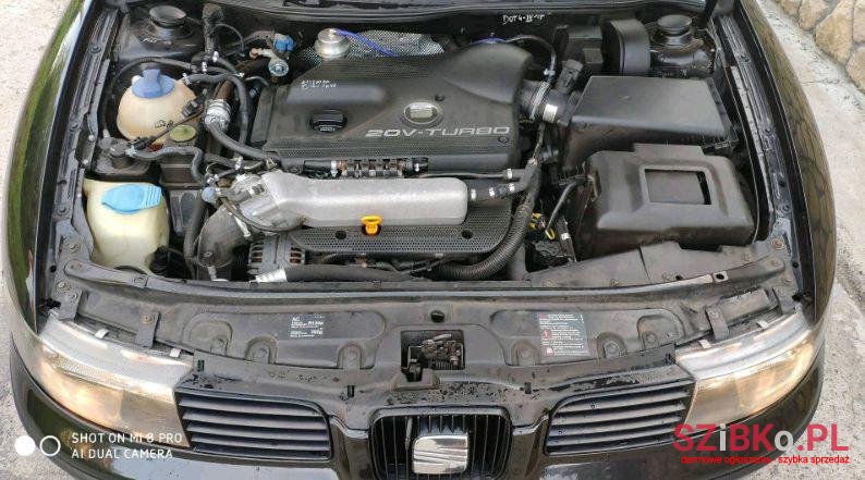 2002' SEAT Toledo photo #3