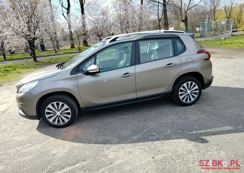 2016' Peugeot 2008 photo #6