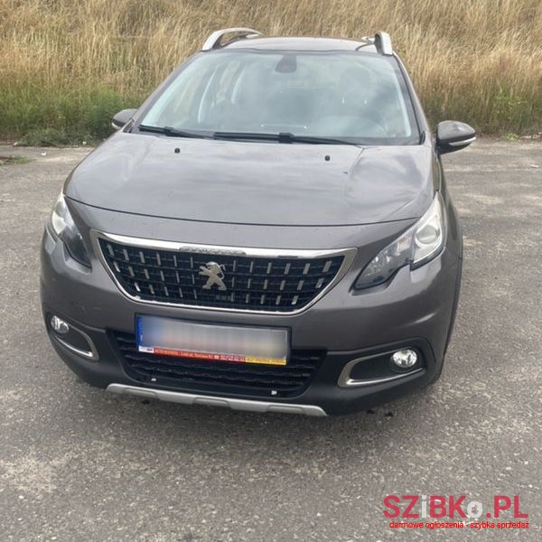 2017' Peugeot 2008 photo #2