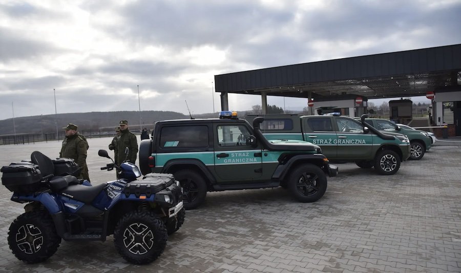 автомобільний пункт пропуску «Нижанковичі – Мальховичі»