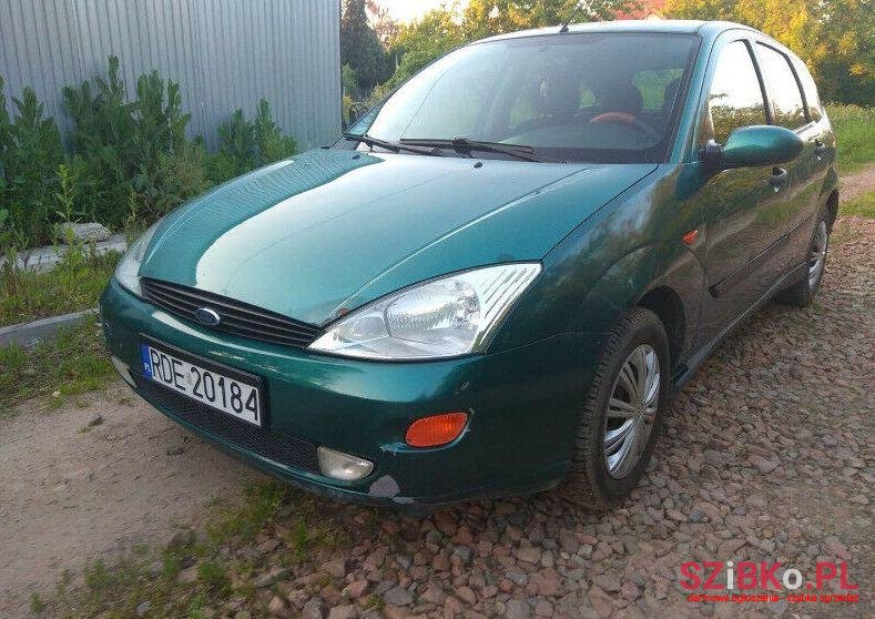 2000' Ford Focus photo #1