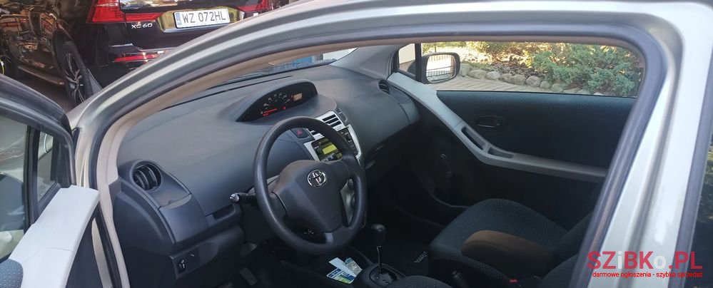 2007' Toyota Yaris photo #3