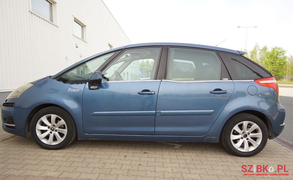 2009' Citroen C4 Picasso photo #4