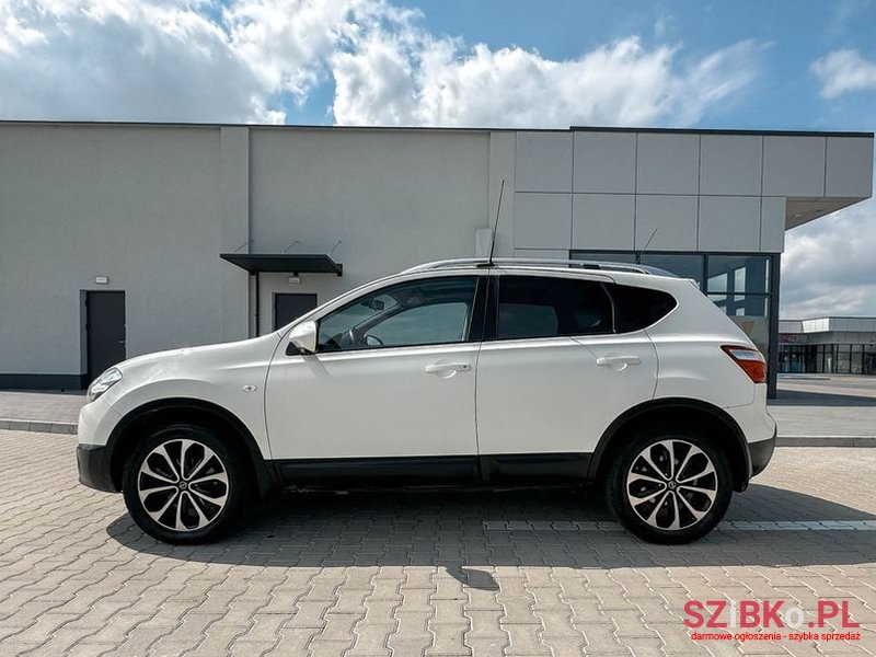 2012' Nissan Qashqai 1.6 Dci Tekna photo #2