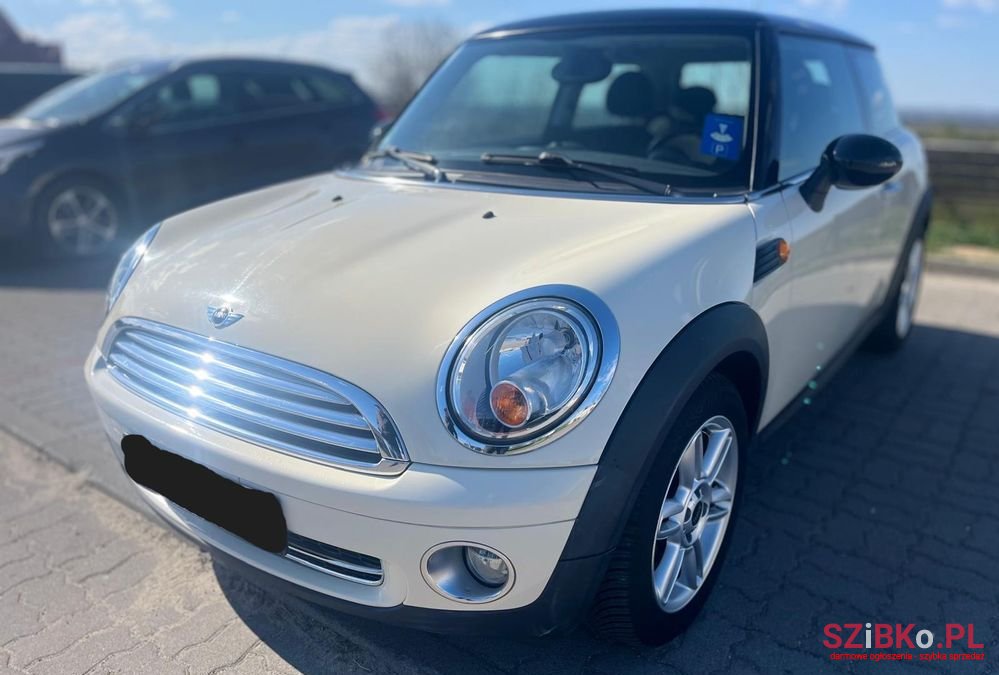 2007' MINI Cooper Standard photo #1