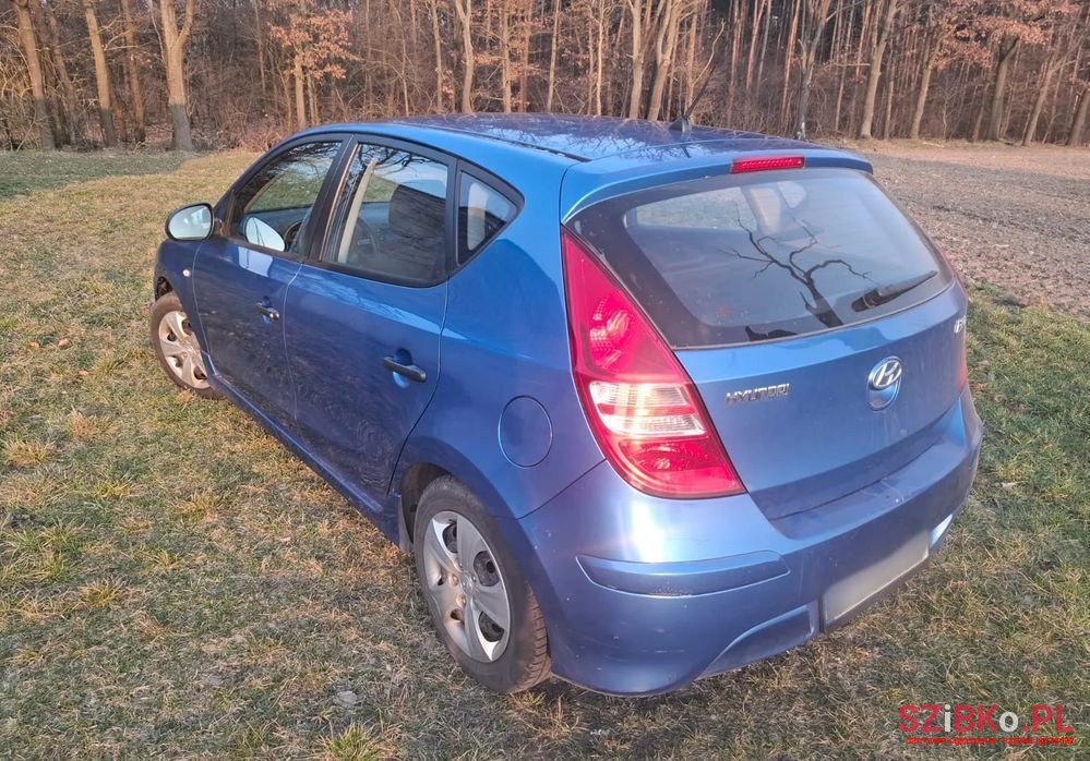 2010' Hyundai i30 photo #4