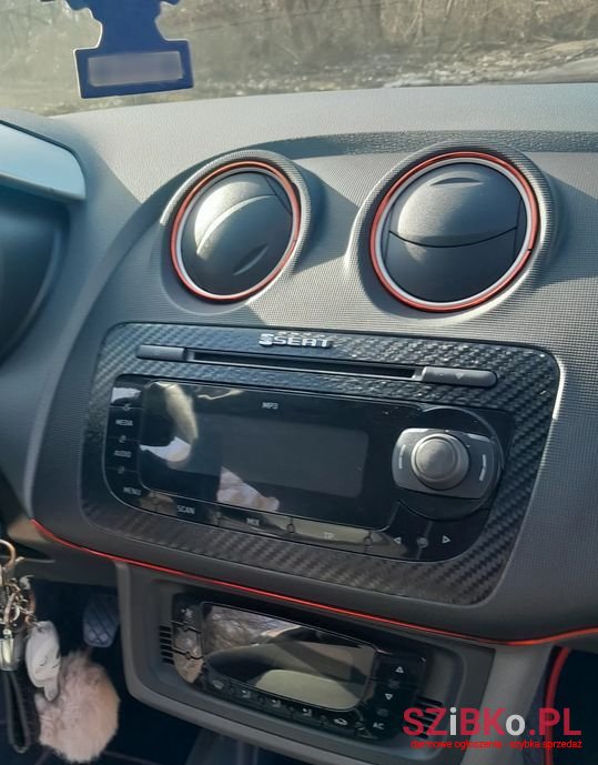 2009' SEAT Ibiza photo #5