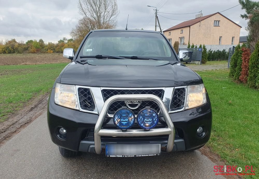 2011' Nissan Navara 2.5 D Fe Long photo #3