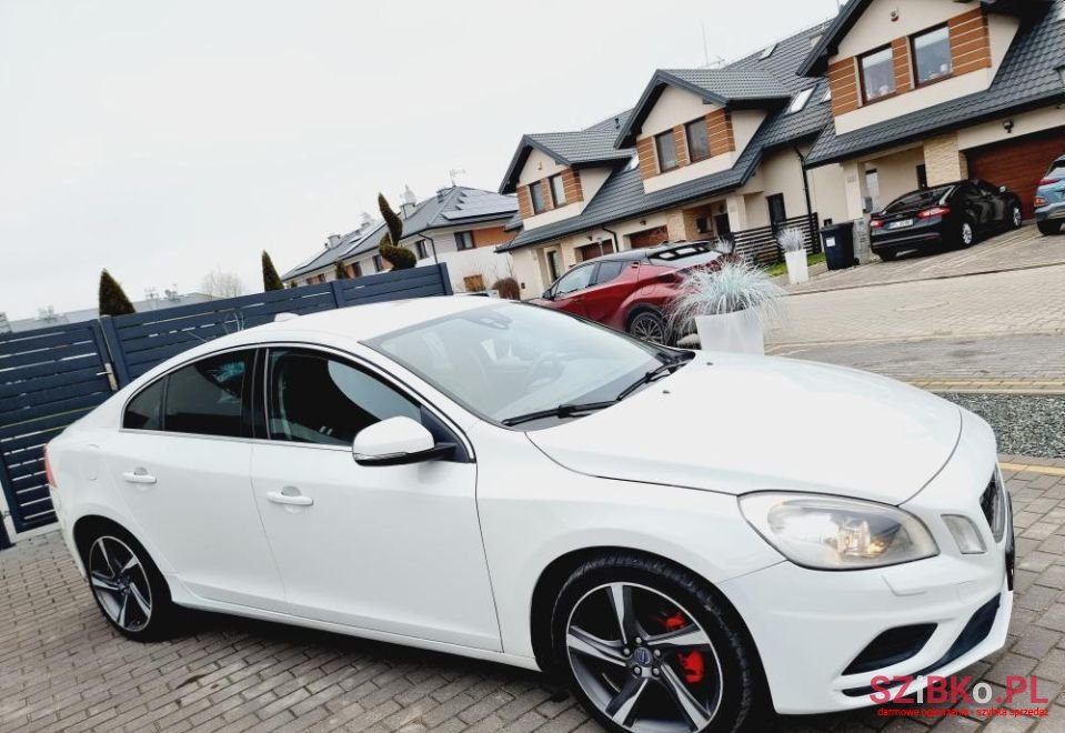 2011' Volvo S60 photo #1