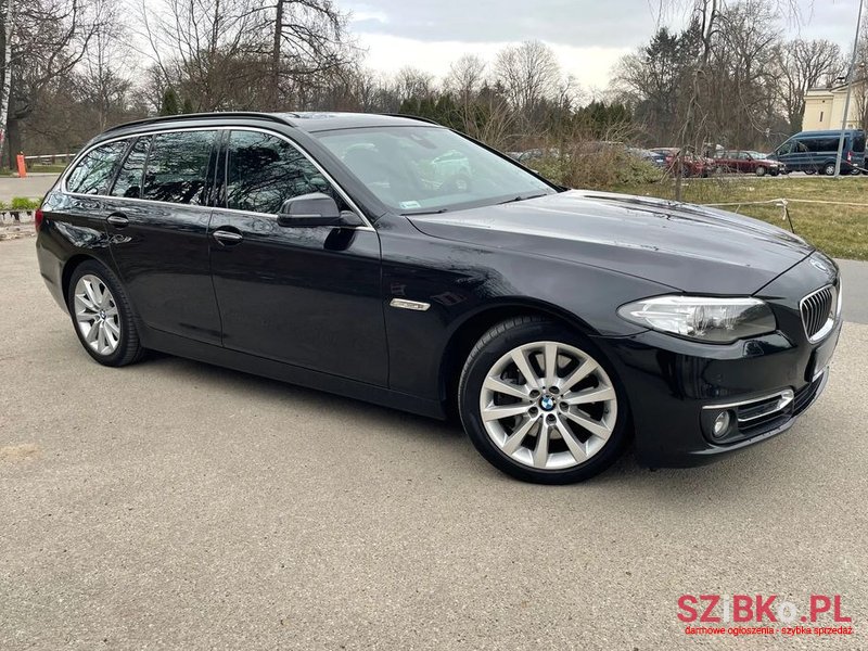 2015' BMW 5 Series 530D photo #2