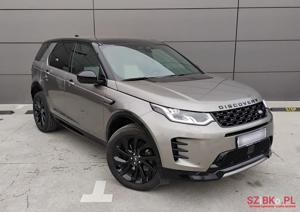 2024' Land Rover Discovery Sport photo #3