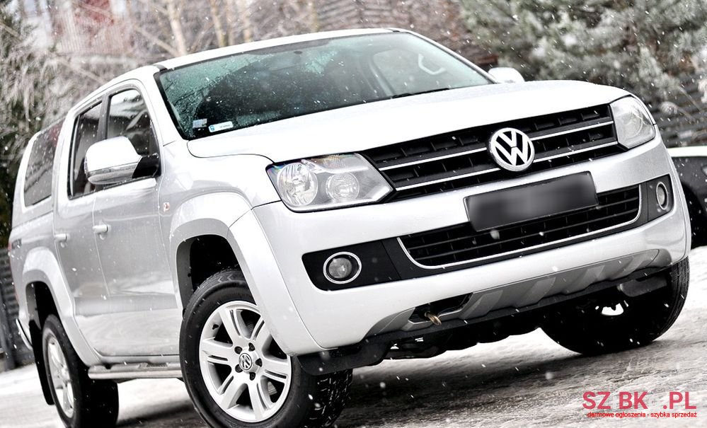 2011' Volkswagen Amarok photo #6