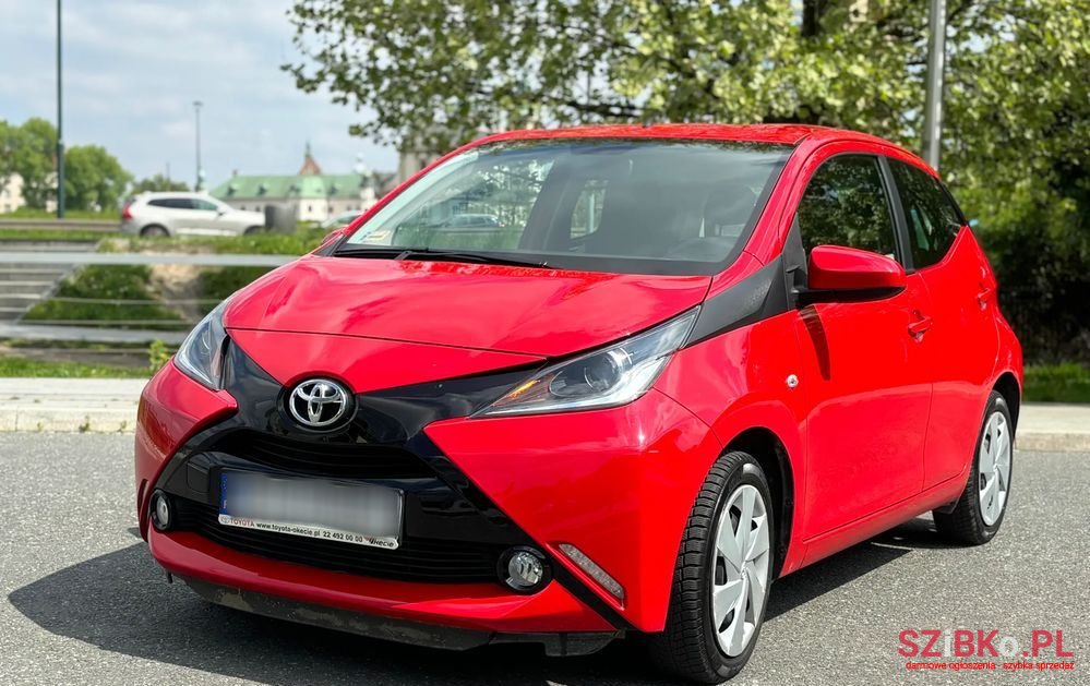 2017' Toyota Aygo photo #3